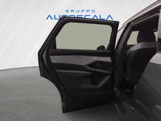 PEUGEOT 5008 usata, con Touch screen