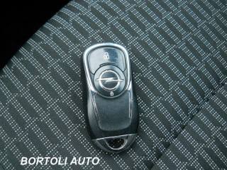 OPEL Astra usata, con USB