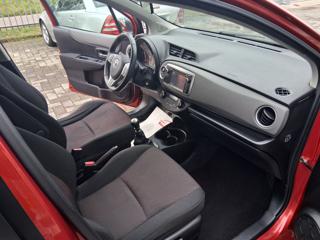 TOYOTA Yaris usata 22