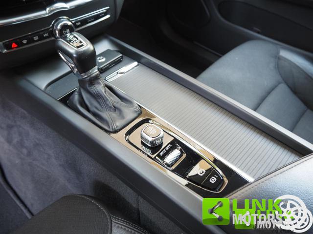 VOLVO XC60 usata 13