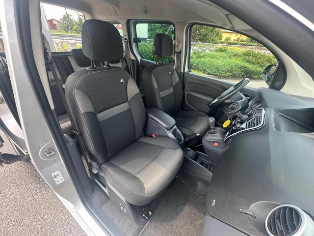 RENAULT Kangoo usata, con Vetri oscurati