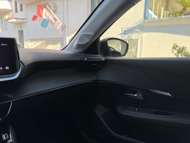 PEUGEOT 208 usata, con Frenata d