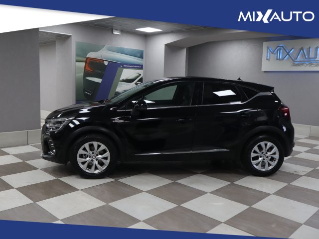 RENAULT Captur usata, con Autoradio