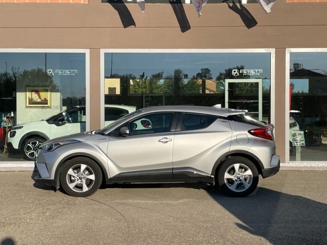 TOYOTA C-HR usata, con Airbag laterali
