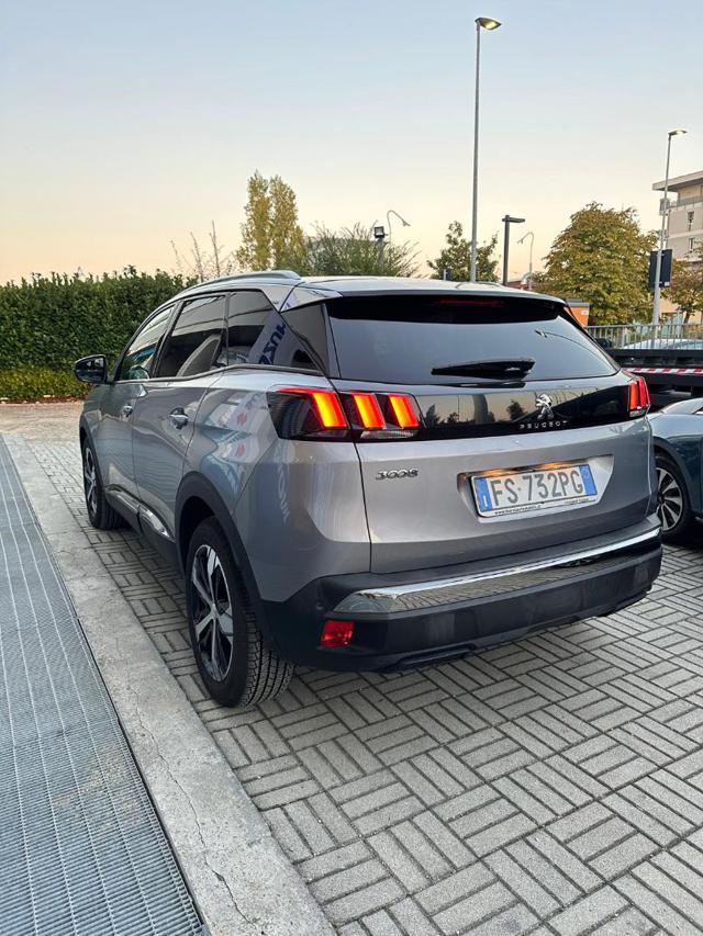 PEUGEOT 3008 usata, con Controllo elettronico della corsia