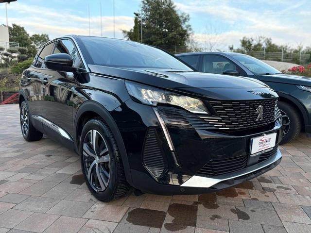 PEUGEOT 3008 usata, con Airbag