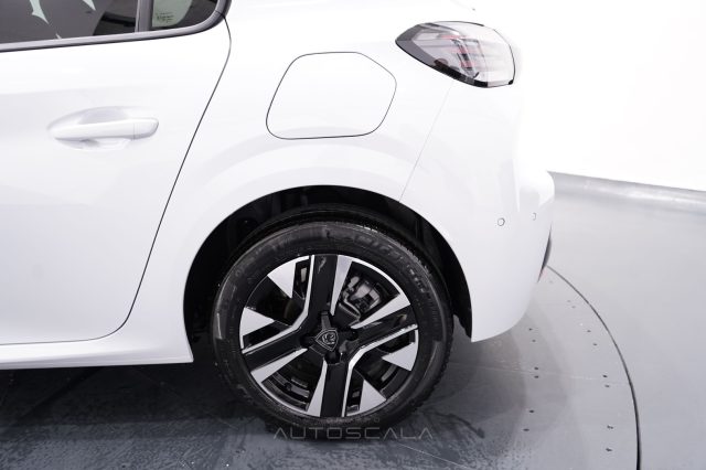 PEUGEOT 208 usata, con Sensore di luce