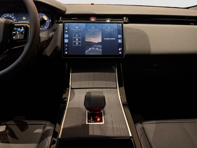 LAND ROVER Range Rover Velar usata, con Interni in pelle