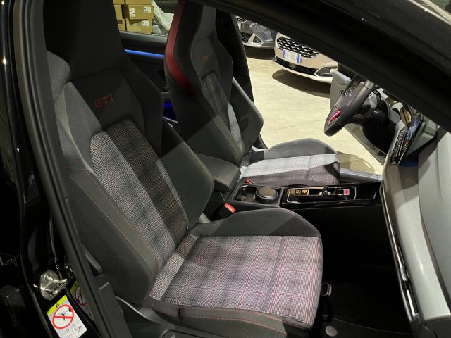 VOLKSWAGEN Golf usata, con Fendinebbia