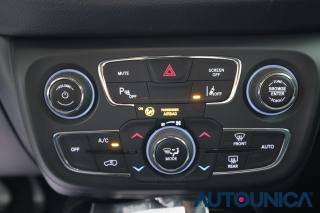 JEEP Compass usata, con Autoradio digitale