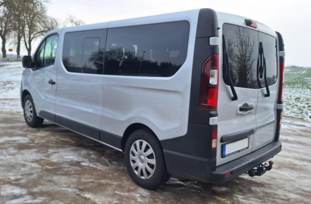 NISSAN NV300 usata, con Climatizzatore