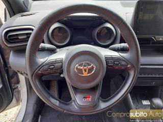 TOYOTA Yaris usata 20