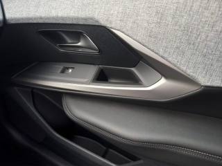 PEUGEOT 3008 usata, con Controllo vocale