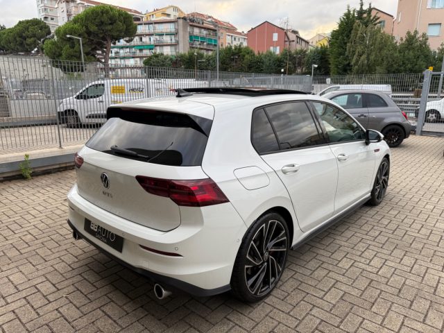 VOLKSWAGEN Golf GTI usata, con Autoradio