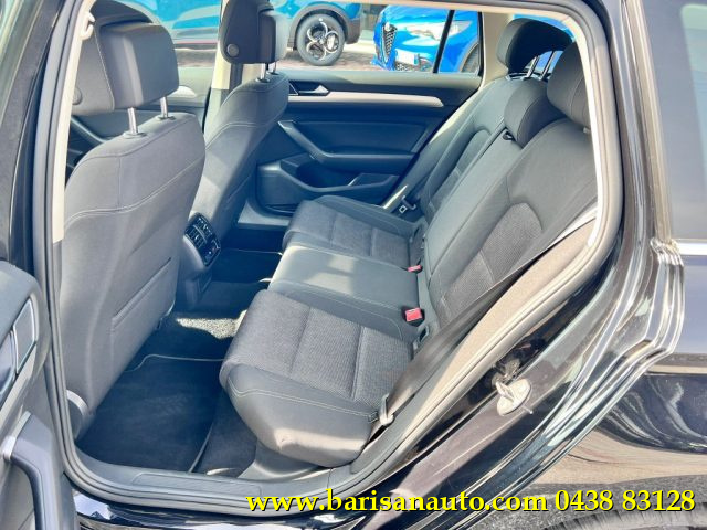 VOLKSWAGEN Passat Variant usata, con Cerchi in lega