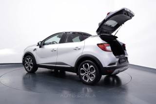 RENAULT Captur usata, con Sensori di parcheggio posteriori