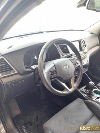 HYUNDAI Tucson usata, con Airbag testa