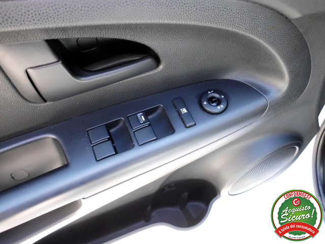 KIA Venga usata, con Volante in pelle