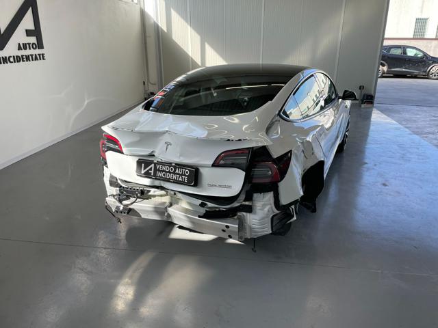 TESLA Model 3 usata, con Boardcomputer