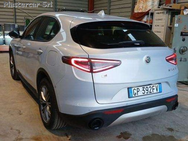 ALFA ROMEO Stelvio usata, con Airbag Passeggero