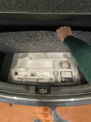 SUZUKI Ignis usata, con Autoradio