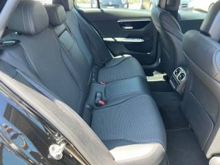 MERCEDES-BENZ C 220 usata, con Chiusura centralizzata