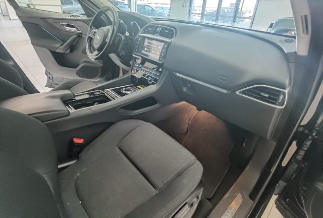 JAGUAR F-Pace usata, con ESP