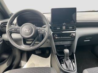 TOYOTA Yaris Cross usata 9