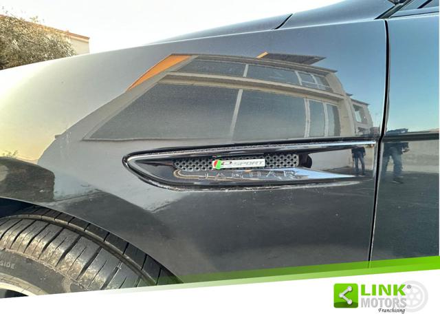 JAGUAR F-Pace usata, con Controllo automatico clima