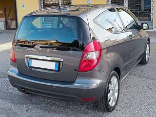 MERCEDES-BENZ A 150 usata, con Divisori per bagagliaio