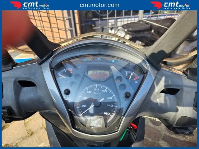 HONDA SH 150 usata 4