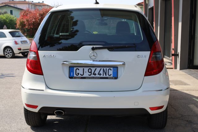 MERCEDES-BENZ A 180 usata 53