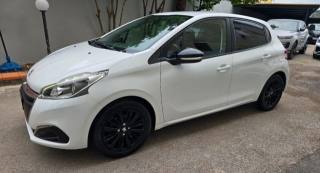 PEUGEOT 208 usata, con Airbag Passeggero