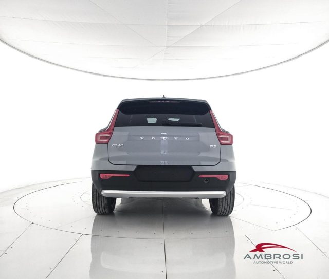 VOLVO XC40 usata 5