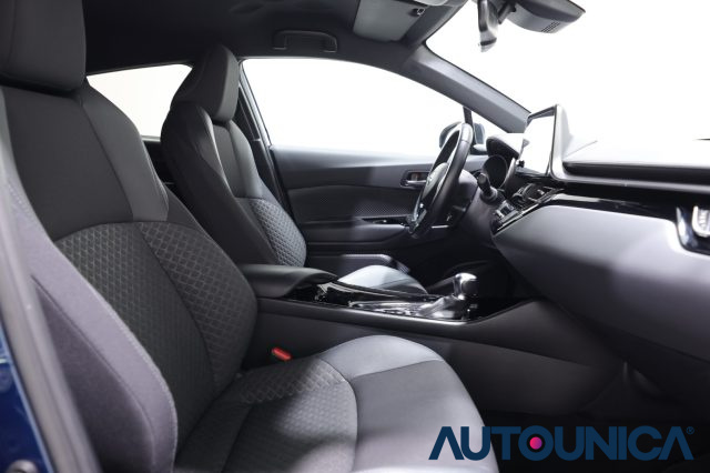 TOYOTA C-HR usata 50