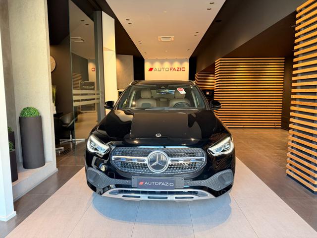 MERCEDES-BENZ GLA 200 usata, con Touch screen