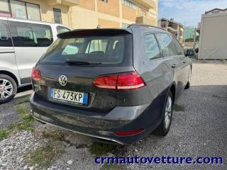 VOLKSWAGEN Golf Variant usata, con Autoradio