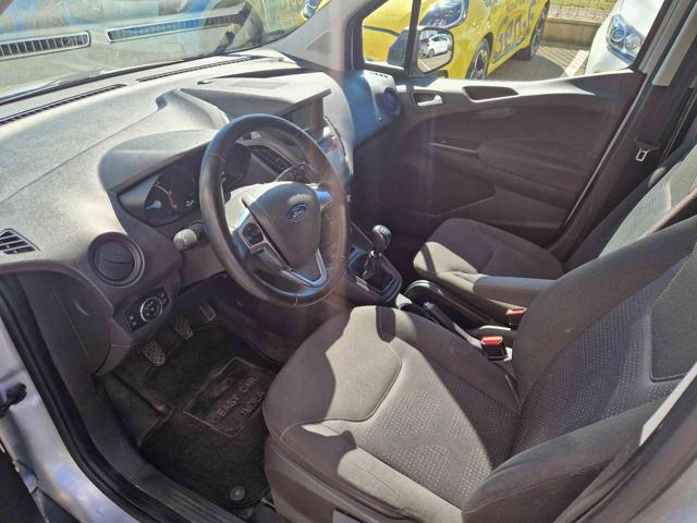FORD Transit Courier usata, con Autoradio digitale