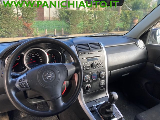 SUZUKI Grand Vitara usata, con Gancio traino