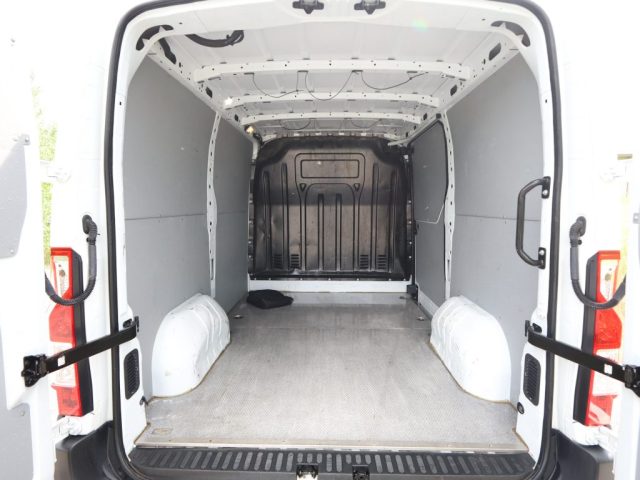 RENAULT Master usata 8