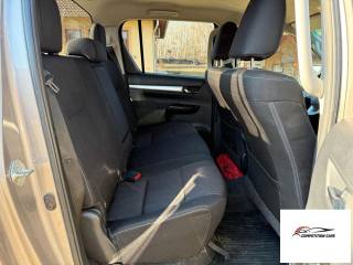 TOYOTA Hilux usata, con Airbag testa