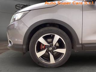 NISSAN Qashqai usata, con Leve al volante