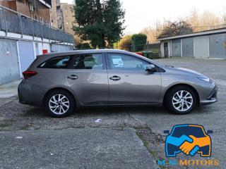 TOYOTA Auris Touring Sports usata, con Autoradio