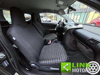 TOYOTA iQ usata, con Controllo trazione