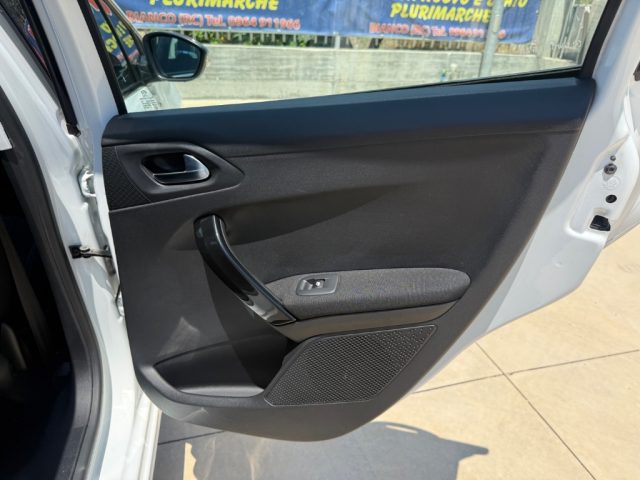 PEUGEOT 208 usata 27