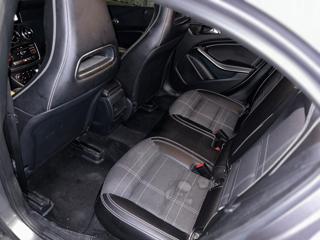 MERCEDES-BENZ A 180 usata, con Airbag testa