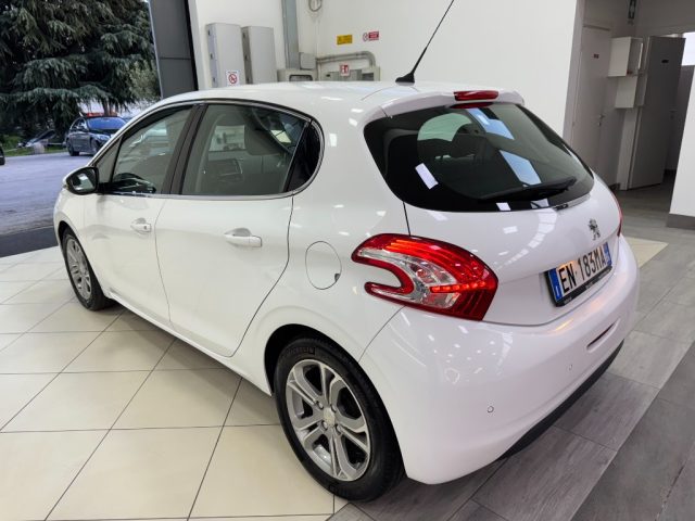 PEUGEOT 208 usata, con Boardcomputer