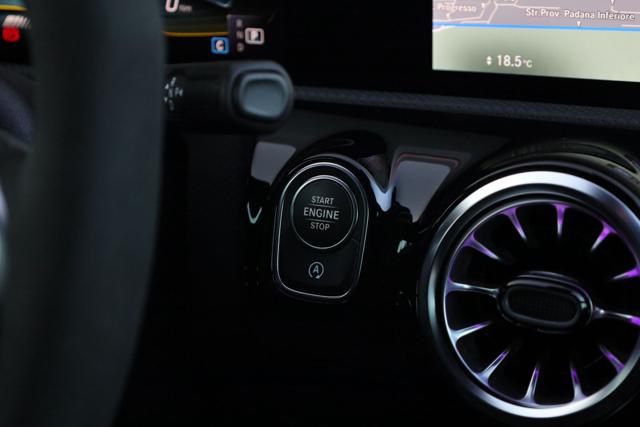 MERCEDES-BENZ A 45 S AMG usata, con Isofix
