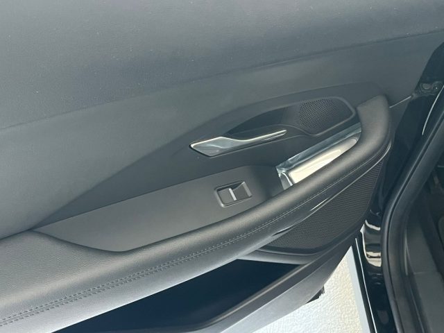 JAGUAR E-Pace usata, con Bluetooth