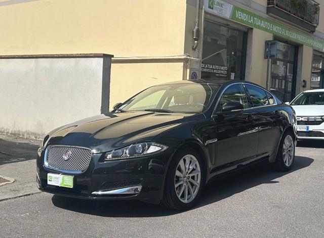 JAGUAR XF usata, con Sedile posteriore sdoppiato